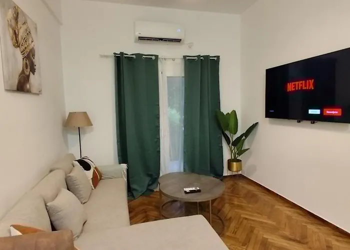 Chara\'S Cozy Apartment